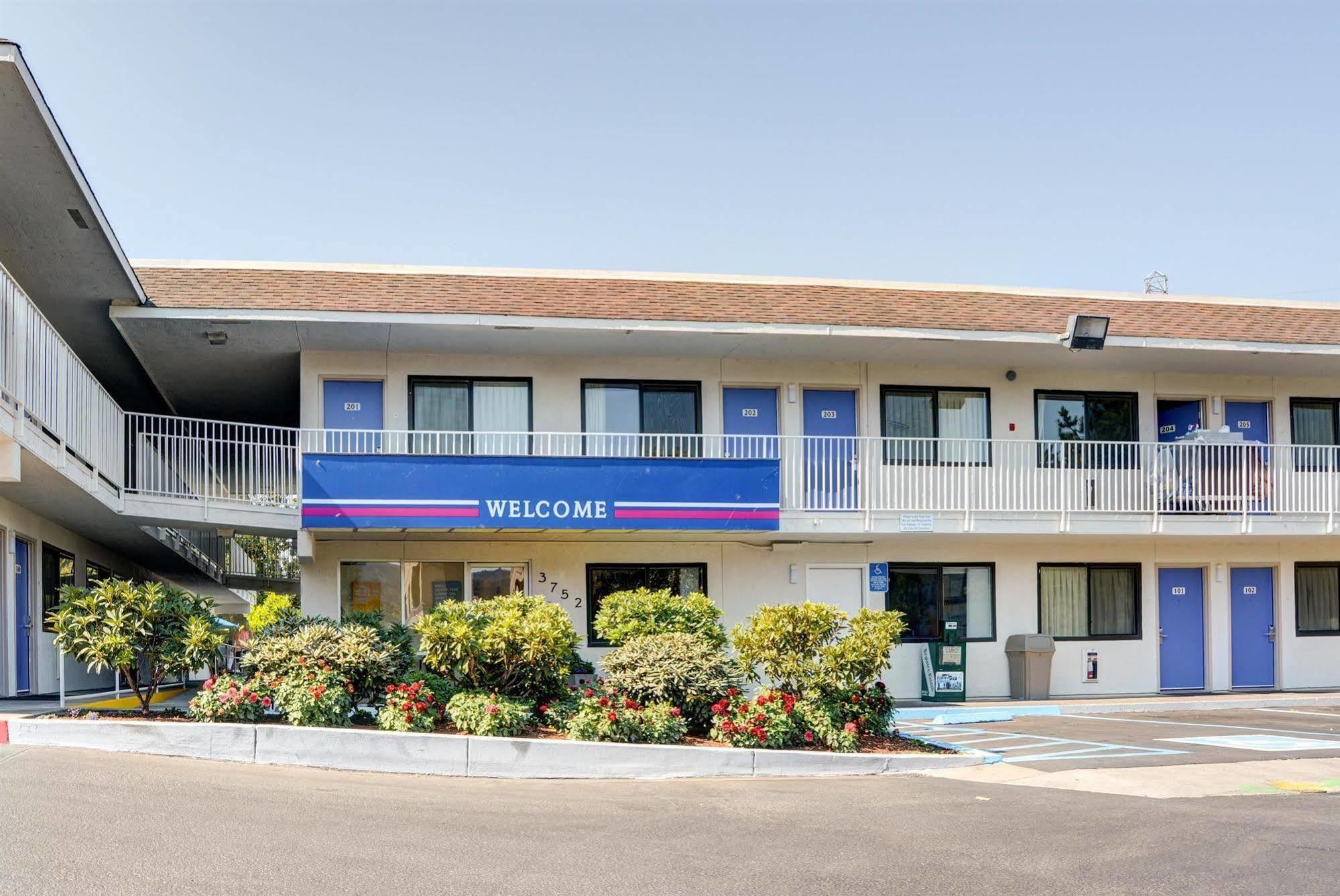 Motel 6-Springfield, Or - Eugene North Esterno foto