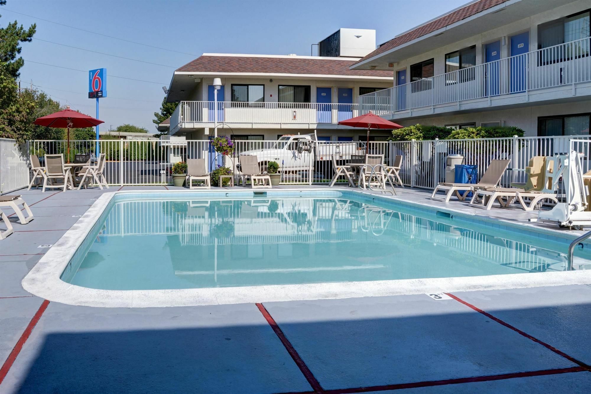 Motel 6-Springfield, Or - Eugene North Esterno foto